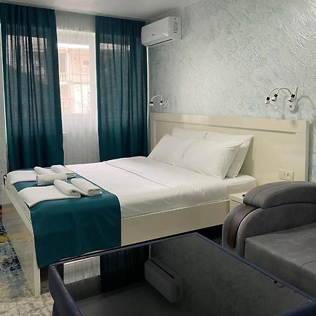 Hotel Sonata バトゥーミ エクステリア 写真