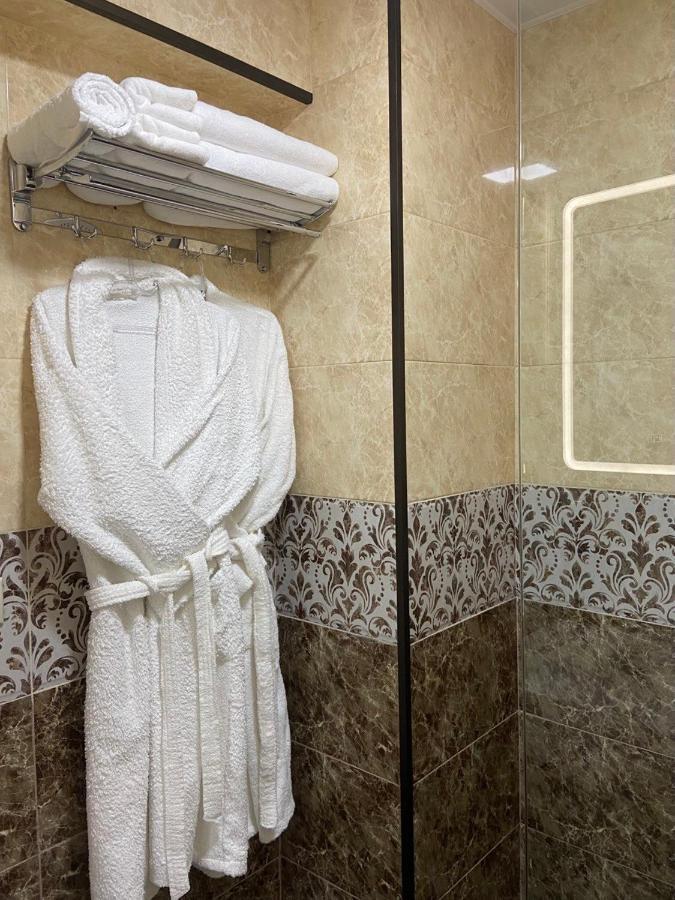Hotel Sonata バトゥーミ エクステリア 写真